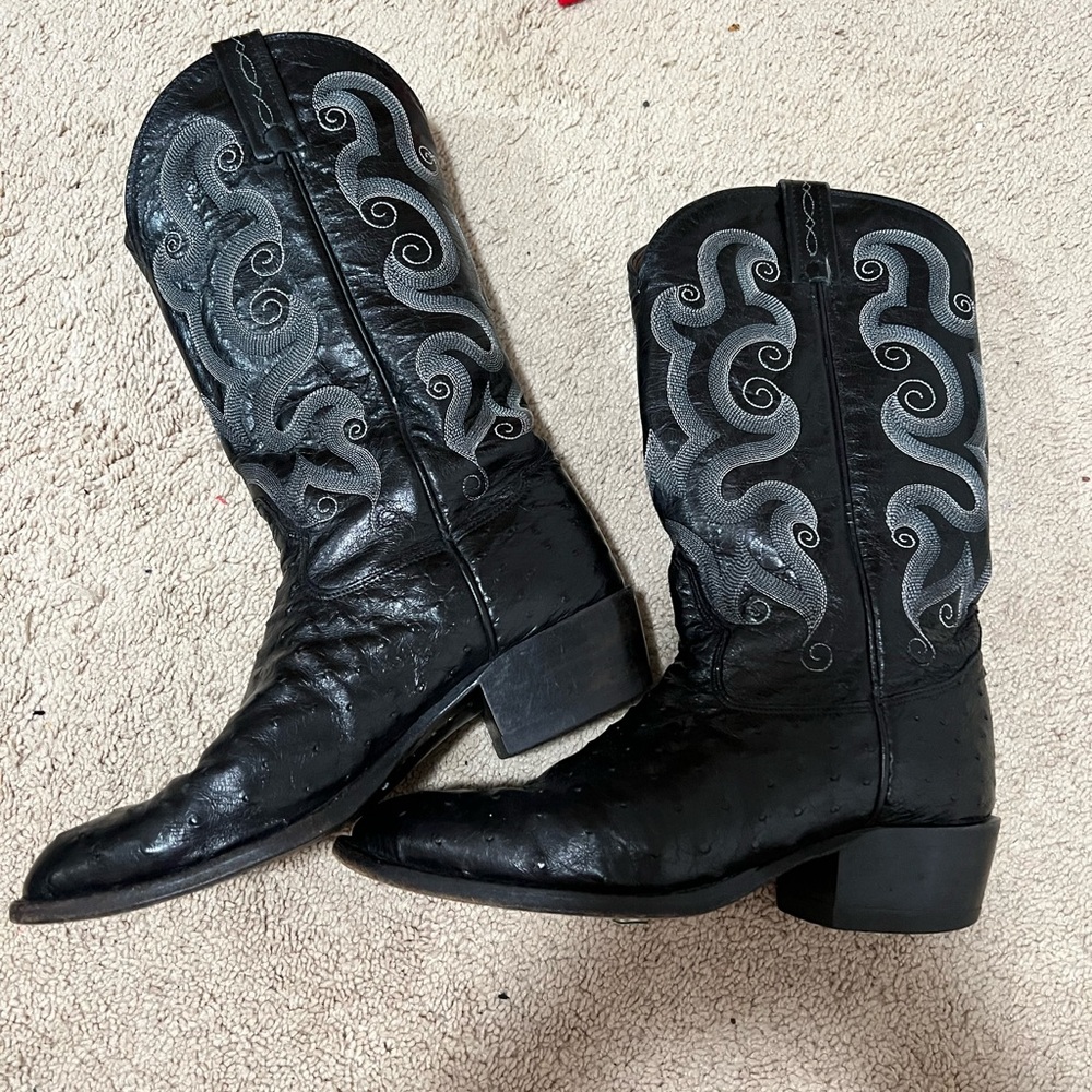 Black Ostritch Leather Cowboy Boots with Gray Embroidery